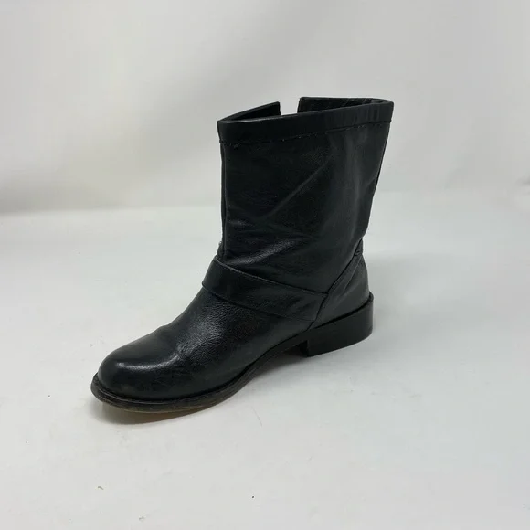 Steve Madden Womens Galia Black Leather Studded Ankle Short Boots / Size 7 M - Picture 4 of 9